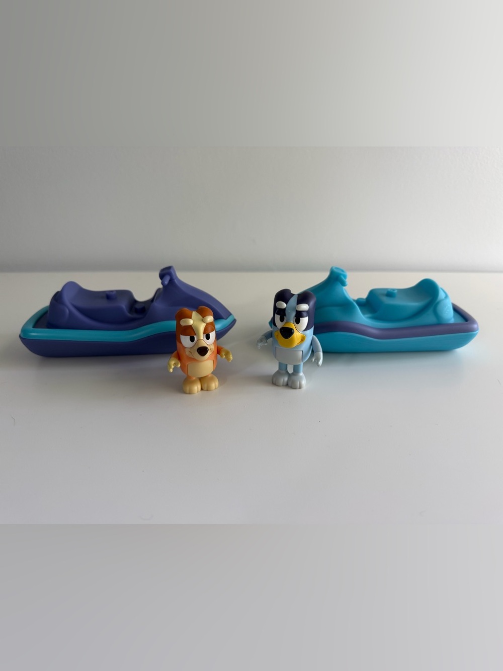 ($13 when you bundle) Bluey and Bingo Jetskis - used